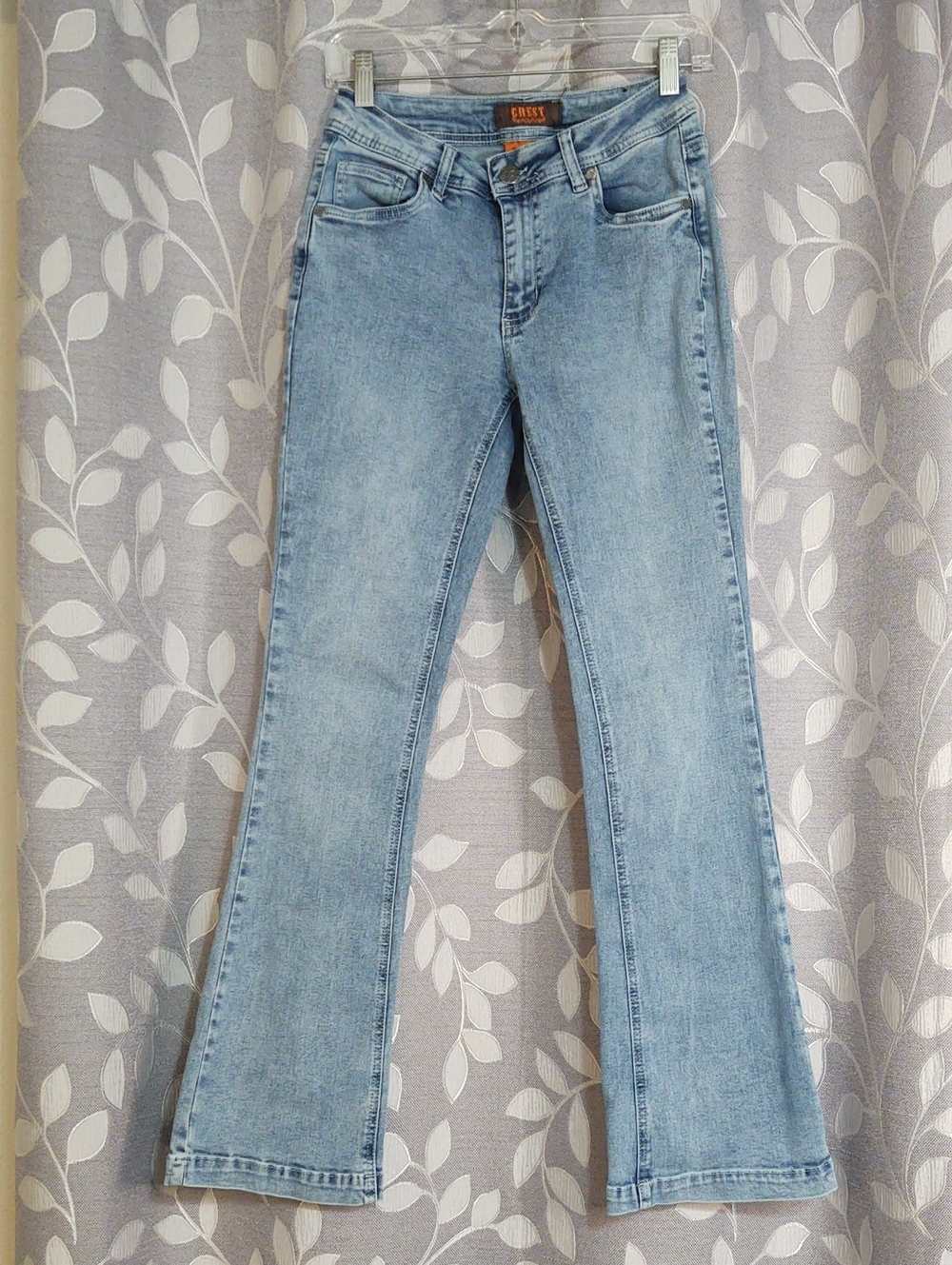 Crest Light Blue Flared Women’s Jeans size 7
